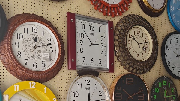 India Seeks to Turn Back Time Is It Possible to Go Back 27 Minutes India Seeks to Turn Back Time Is It Possible to Go Back 27 Minutes