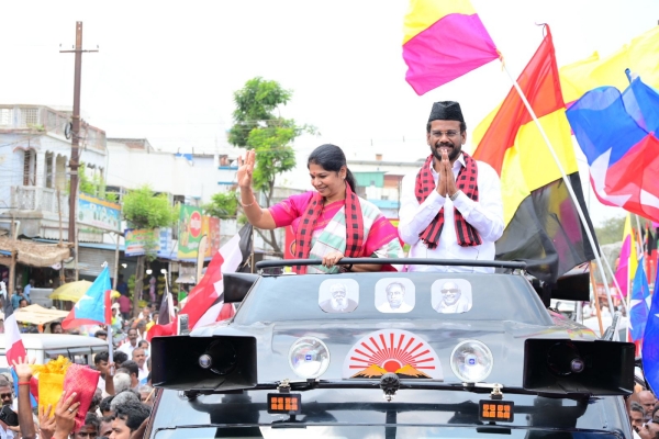 kanimozhi rs 8000 8000