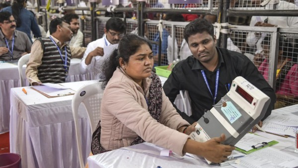 7 8 2026 GSDP Assam Economy 2026 Assam GSDP Growth Assam Public Debt Assam Unemployment Migration Assam Agriculture Challenges assam economy 2026 new government assam high economic growth 7 8 percent assam gsdp 6 4 trillion assam low hdi 0 65 assam per capita income 1 77 lakh assam public debt 27 9 percent gsdp assam fiscal deficit 5 6 percent assam unemployment rate 4 percent assam outmigration employment assam agriculture growth 3 2 percent assam announced investments 1 23 trillion advantage assam 2 0 projects assam semiconductor plant jagiroad assam environmental protests investments assam base effect economic growth 2026 7 8 GSDP 6 4 HDI 0 65 1 77 27 9 5 6 4 3 2 1 23 2 0