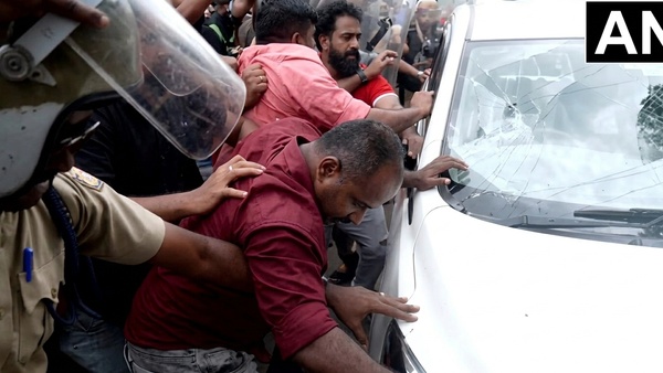 ED Team Attacked in Kerala Pinarayi Vijaya kerala