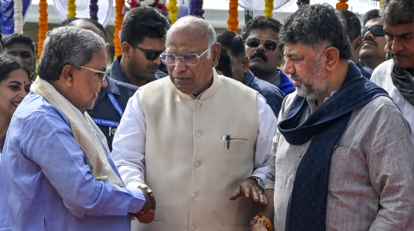 Karnataka Congress Crisis Siddaramaiah DK Shivakumar Kharge Karnataka Congress Crisis Siddaramaiah DK Shivakumar Kharge