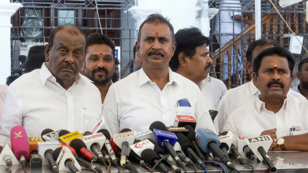 SP Velumani CV Shanmugam AIADMK Edappadi Palaniswami
