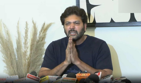 ravi mohan Kenisha