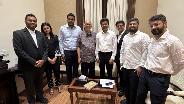 The Delhi-based team that helped Vijay become Chief Minister Abhishek Singhvi praises Adhav Arjuna The Delhi-based team that helped Vijay become Chief Minister Abhishek Singhvi praises Adhav Arjuna