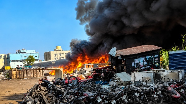 Chennai Fire Chennai Madipakkam Fire CMWSSB Fire Accident Madipakkam Metro Water Fire Chennai Fire Today Madipakkam Garbage Fire Chennai Black Smoke Incident Tamil Nadu Fire and Rescue Madipakkam CMWSSB Blaze Chennai Fire News Velachery Madipakkam Fire CMWSSB