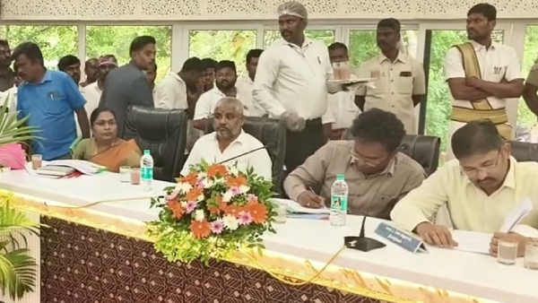 TVK District Secretary Participated With Minister in Official Meeting Draws Criticism TVK District Secretary Participated With Minister in Official Meeting Draws Criticism