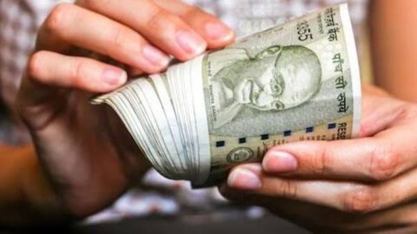 Entrepreneur applying for Pradhan Mantri Mudra Yojana business loan