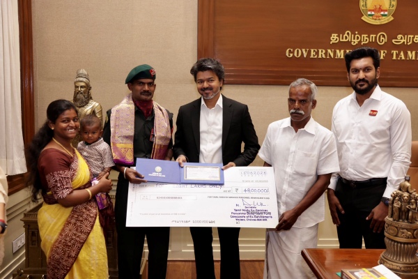 keerthi chakra awardee keerthi chakra awardee