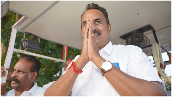 SP Velumani