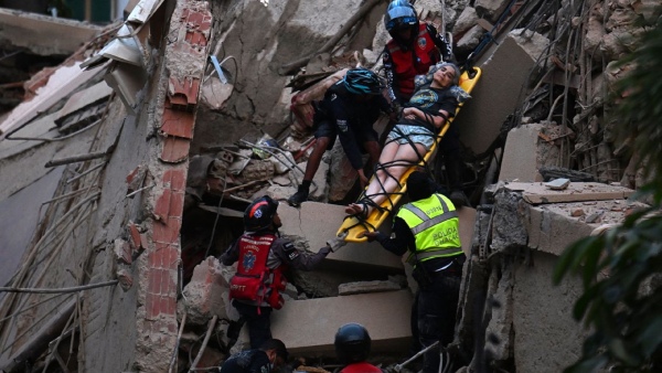 Venezuela earthquake TRUMP USA Venezuela earthquake 2026 Venezuela State of Emergency 7 5 magnitude earthquake Caracas Venezuela death toll Venezuela building collapse Venezuela aftershocks Caracas earthquake damage Venezuela natural disaster Venezuela rescue operations US Geological Survey Venezuela 2026 7 5 USGS