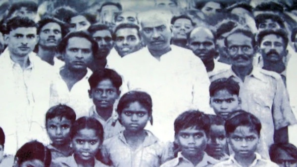 Kamarajar Birthday Kamaraj 124th birth anniversary Top 10 Welfare Schemes for Tamil Nadu of Kingmaker
