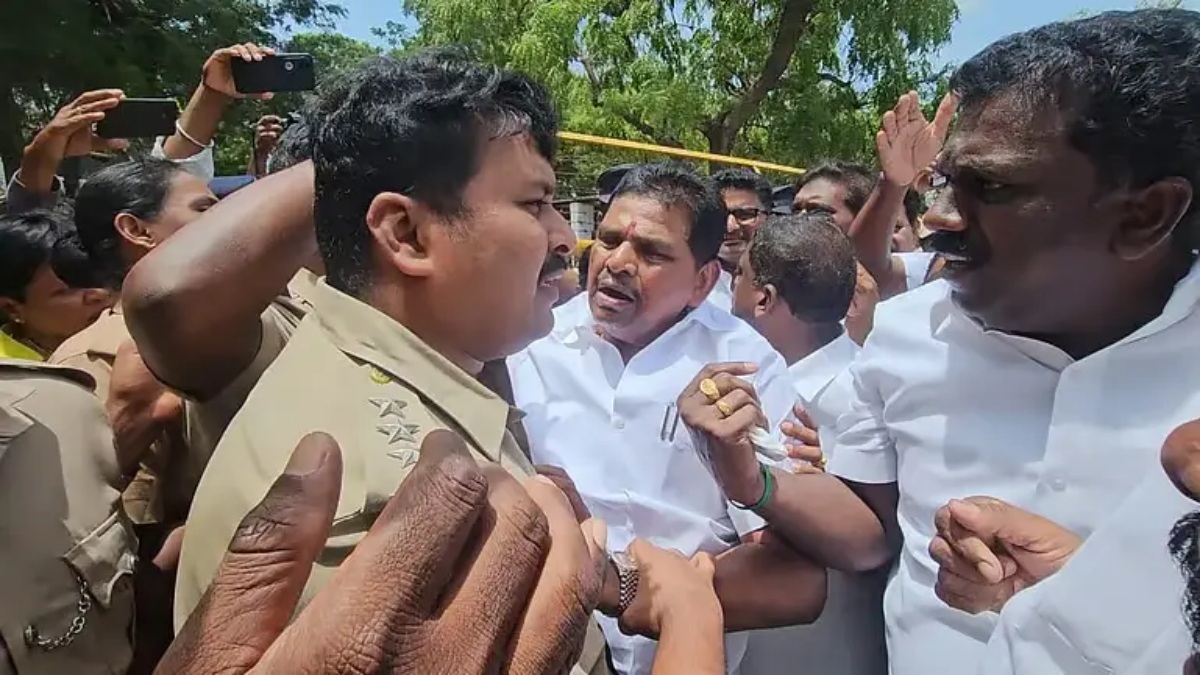 "என்னை தவெகவில் இணையச் சொன்னதே தூத்துக்குடி புறநகர் டிஎஸ்பி சுதீர் தான்" - அனிதா ராதாகிருஷ்ணன் பரபர