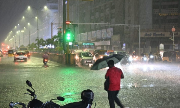 Heavy Rain Lashes