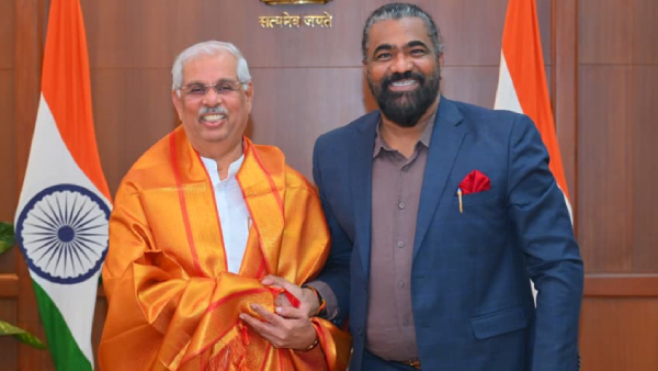 Amid Opposition Complaints Against TVK Govt TN Special Representative Venkata Narayana Meets Governor Arlekar Amid Opposition Complaints Against TVK Govt TN Special Representative Venkata Narayana Meets Governor Arlekar