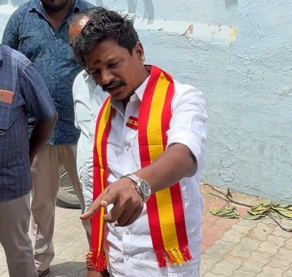 Srivaikuntam TVK MLA Saravanan conducts an inspection at a ration shop near Eral Srivaikuntam TVK MLA Saravanan conducts an inspection at a ration shop near Eral