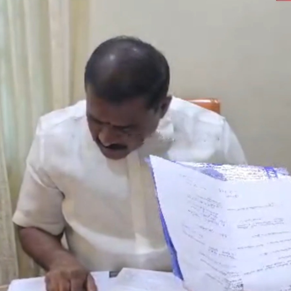 dmk joseph Vijay