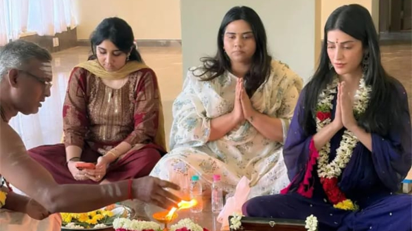 Shruti Haasan Kamal Haasan New House Housewarming Shruti Haasan Kamal Haasan New House Housewarming