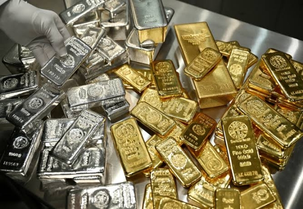 Gold Slips as Silver