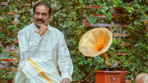 Vairamuthu AR Rahman Ilaiyaraaja Vairamuthu AR Rahman Ilaiyaraaja