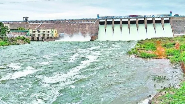 Bhavanisagar Dam Releases 500 Cusecs of Water Into Lower Bhavani Canal