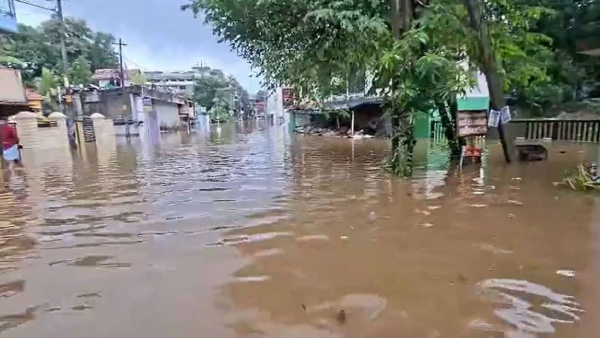 Heavy Rains Trigger Landslide Risk at Pamba Sabarimala Pilgrims Advised to Postpone Visit