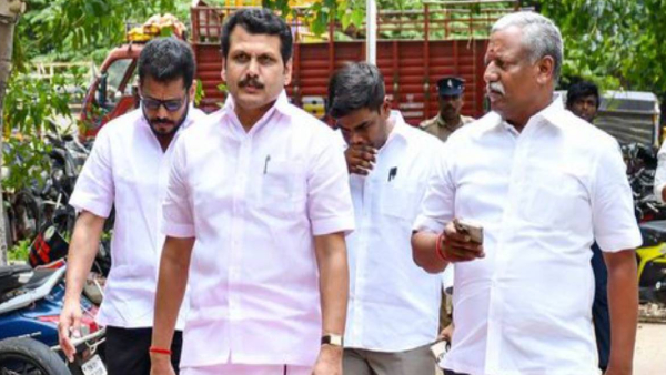 HC Relaxes Anticipatory Bail Conditions for Senthil Balaji Ashok Kumar in TVK MLA Horse-Trading Case HC Relaxes Anticipatory Bail Conditions for Senthil Balaji Ashok Kumar in TVK MLA Horse-Trading Case