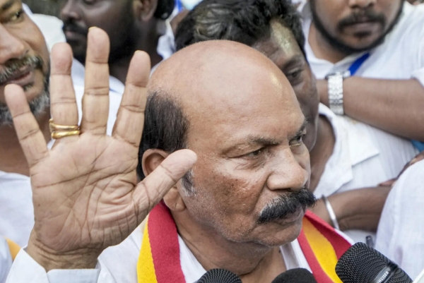 Kolathur MLA VS Babu Kolathur MLA VS Babu