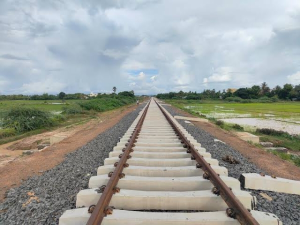 new rail tracks new rail tracks