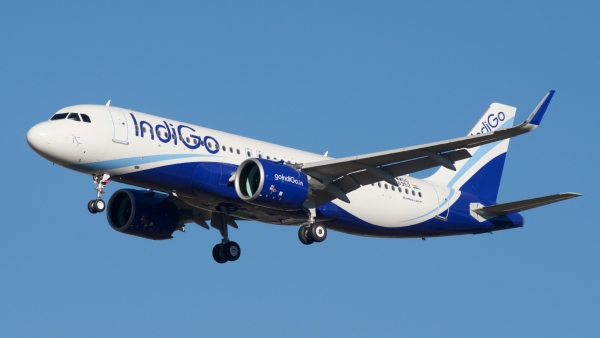 Panic as fire breaks out on a flight arriving in Chennai with 200 passengers emergency landing Panic as fire breaks out on a flight arriving in Chennai with 200 passengers emergency landing