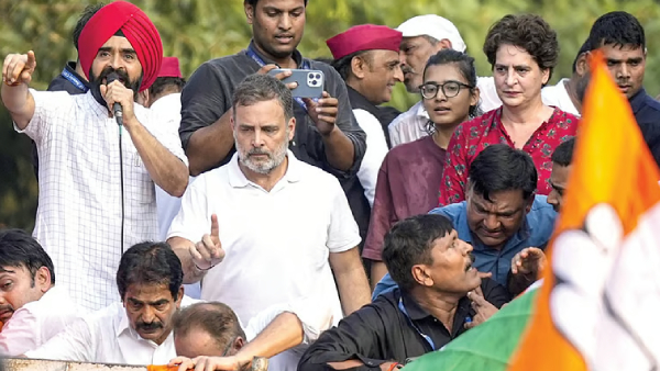 Rahul Gandhi thanks supporters after Supreme Court march Rahul Gandhi thanks supporters after Supreme Court march