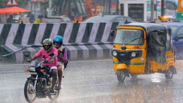 Tamil Nadu Rains Rain Likely in 15 Districts Until 1 PM Today Chennai Included Tamil Nadu Rains Rain Likely in 15 Districts Until 1 PM Today Chennai Included