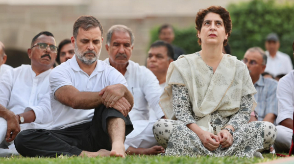 Rahul Gandhi vs Priyanka Gandhi Rahul Gandhi Priyanka Gandhi
