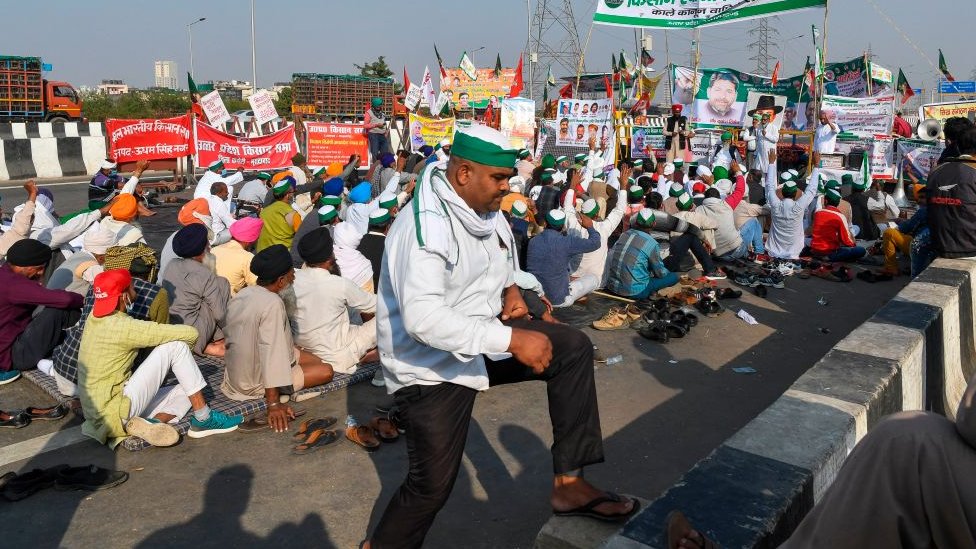  பாஜக அலுவலகம் 