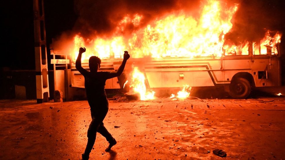 வன்முறை 