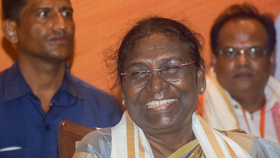  யார் அந்த நபர்