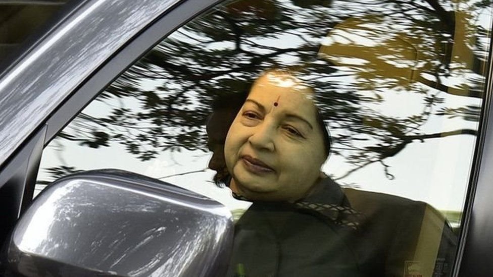 அதிமுக செய்தித் தொடர்பாளர் 