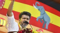 తెరపై స్టార్ హీరో + దర్శకుడు: విజ‌య్ వ‌ద్ద‌నుకున్న చోట‌.. 