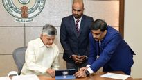 స్వీయ జనగణన ఎలా చేసుకోవాలి ? స్వయంగా వివరాలు నమోదు చేసిన ఏపీ సీఎం..!