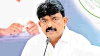 కేసీఆర్ కాళ్లు పట్టుకునైనా సరే.. అలా చేస్తానంటూ వైసీపీ నేత వార్నింగ్ !