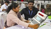 తమిళనాడులో కౌంటింగ్ కేంద్రాలకు భారీగా కోత