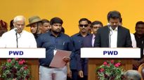 జోసెఫ్ విజయ్ అనే నేను... ఉద్విగ్నం - రాహుల్ సమక్షంలో, అభిమానుల పండుగ..!!
