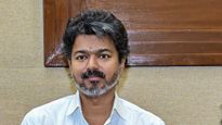 ప్రముఖ నిర్మాతకు పిలిచి పదవి ఇచ్చిన సీఎం విజయ్: చేతులు కాల్చుకుంటున్నాడా?