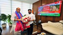 రక్ష‌ణమంత్రి రాజ్‌నాథ్ సింగ్‌ తో సీఎం రేవంత్ రెడ్డి భేటీ.. కీలక అంశాలపై చర్చ..