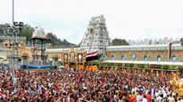 టీటీడీ ఉద్యోగుల సెలవులు రద్దు: అలిపిరి టోల్ ప్లాజా వద్ద..!!