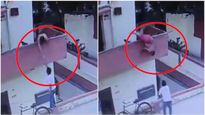 Viral Video: మరీ ఇంత బద్ధకం ఏంట్రా బాబు.. ఐస్‌క్రీమ్ కోసం వంగాడు.. పట్టు తప్పడంతో..! 