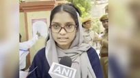 బుర్ఖా తీయమన్న సిబ్బంది.. విద్యార్థిని ఏం చేసిందో తెలిస్తే షాక్ అవుతారు..?