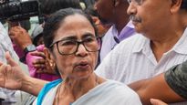 మమత బెనర్జీ తాజా ఎత్తుగడ- తృణమూల్ లోగో విషయంలో