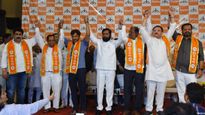 Uddhav Sena: నిలువునా చీలిన శివసేన..! ఉద్ధవ్ ను మళ్లీ దెబ్బతీసిన షిండే..!