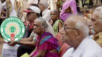  పెన్షన్ల పంపిణీలో కీలక మార్పు - ఈ జిల్లాల లబ్దిదారులకు బిగ్ అలర్ట్..!!