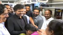 చెన్నై మెట్రోలో సీఎం విజయ్.. టిక్కెట్టు కొని ప్రయాణం.. వీడియో వైరల్ 